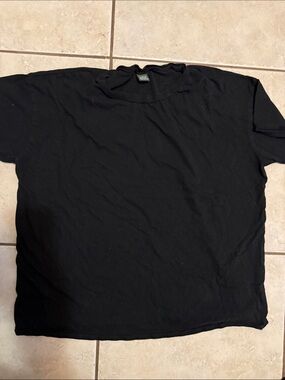 wild fable Black Short Sleeve Crew T-Shirt